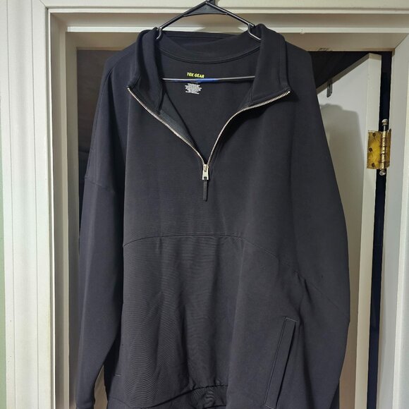 Tek Gear Sweater - Picture 1 of 11